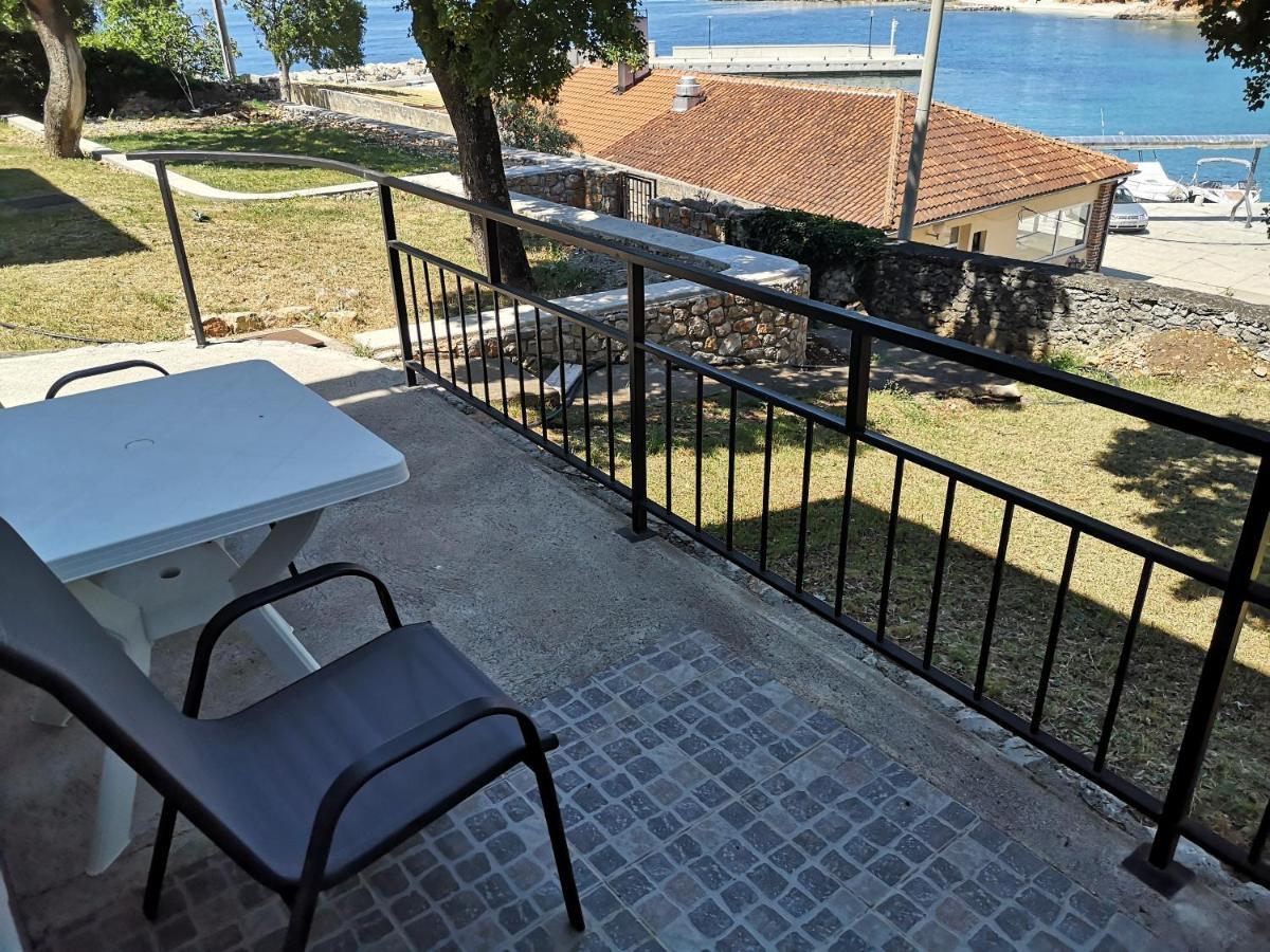 Guest House Morska Grota Povile Ngoại thất bức ảnh