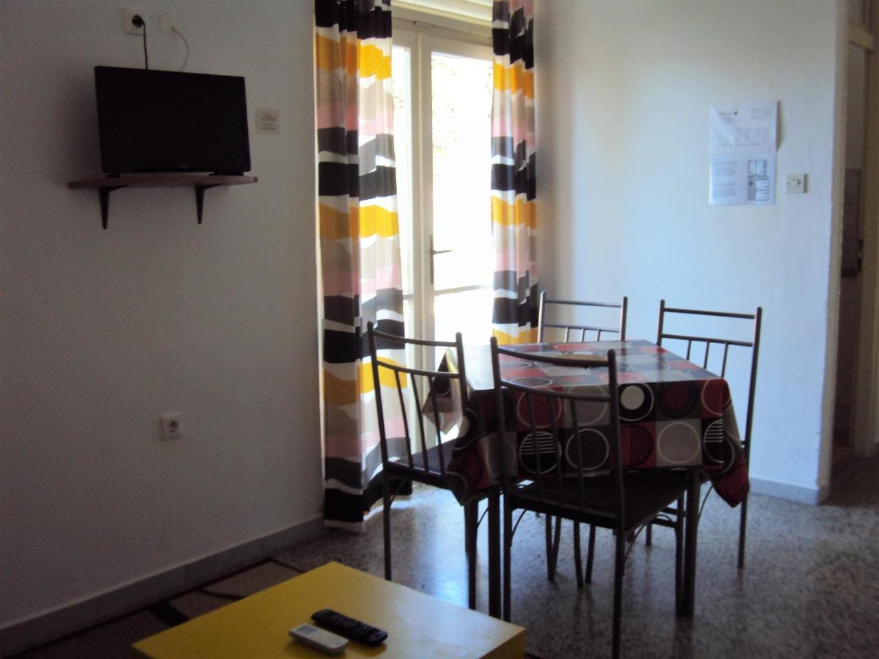 Guest House Morska Grota Povile Ngoại thất bức ảnh